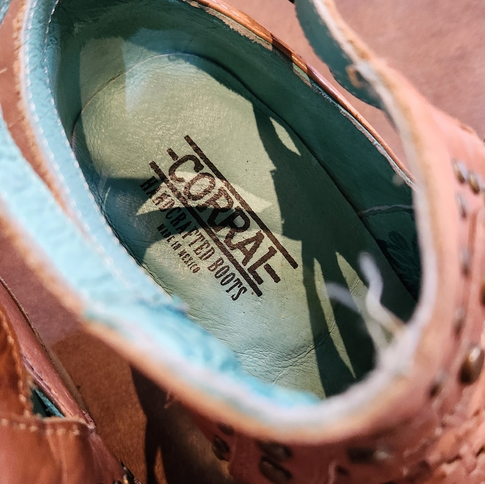 Corral Light Brown Leather Shoes - Picture 4 of 12